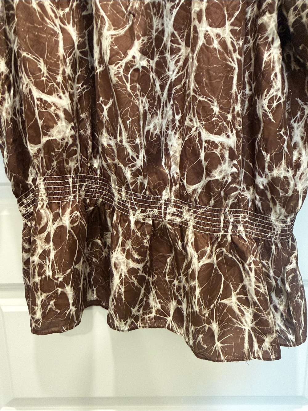 MICHAEL Michael Kors Brown and White Marble-Print Peasant Blouse - Picture 4 of 6